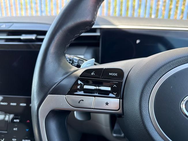 HYUNDAI Tucson Photo 16