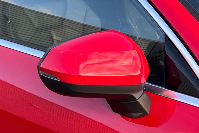 AUDI Q3 Photo 21