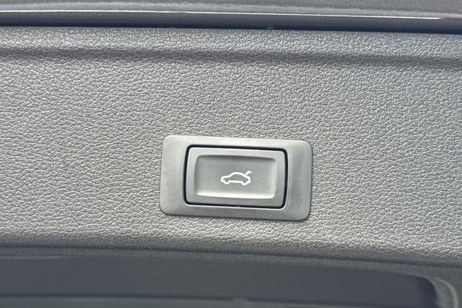 AUDI A4 Avant Photo 30