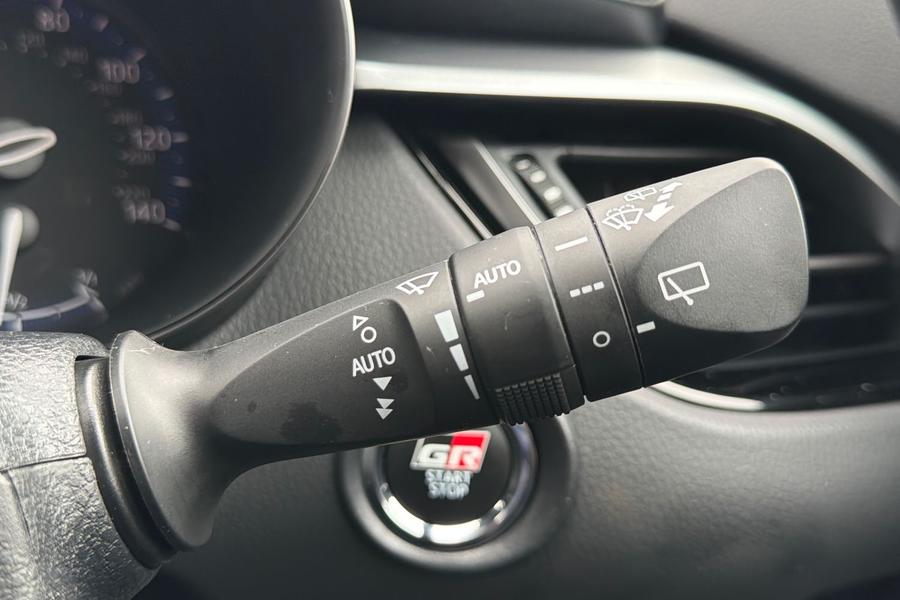 Toyota C-HR Photo autoimg-e9a286ff9abbc228968079db463dff151b3abba7.jpg