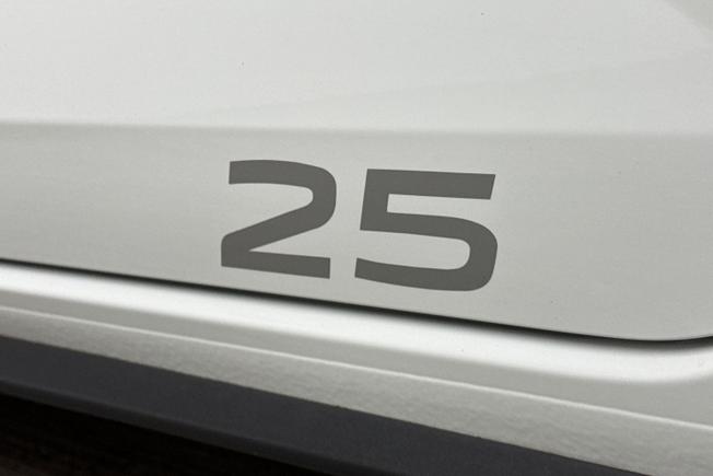 VOLKSWAGEN Polo Photo 32