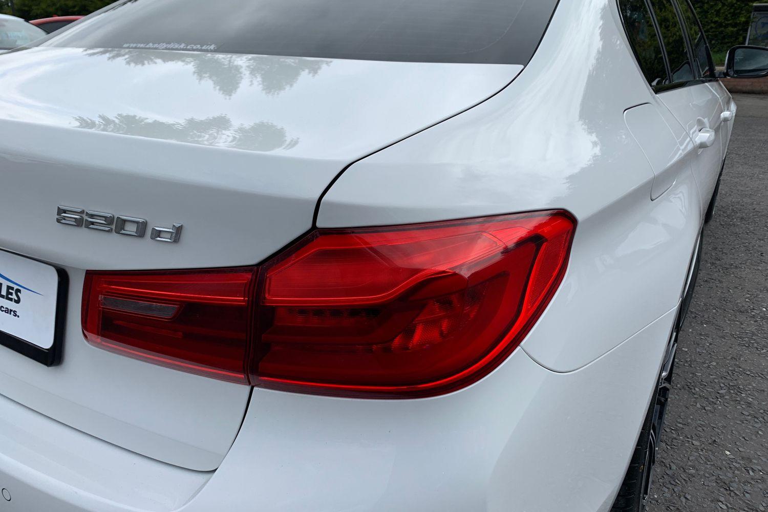 2019 BMW 5 Series 2.0 520d 190PS M Sport Saloon Diesel Auto in White with 66K + Upgraded Lip Kit with Alloys - vehicle photo 10 for sale on PureCar