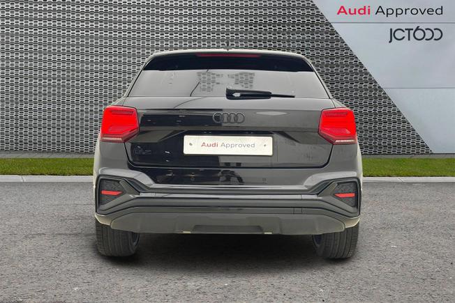 AUDI Q2 Photo 7