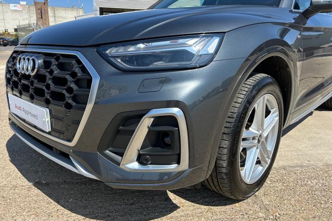 AUDI Q5 Photo 30