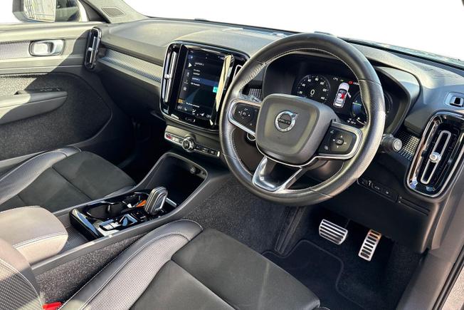 VOLVO Xc40 Photo 6