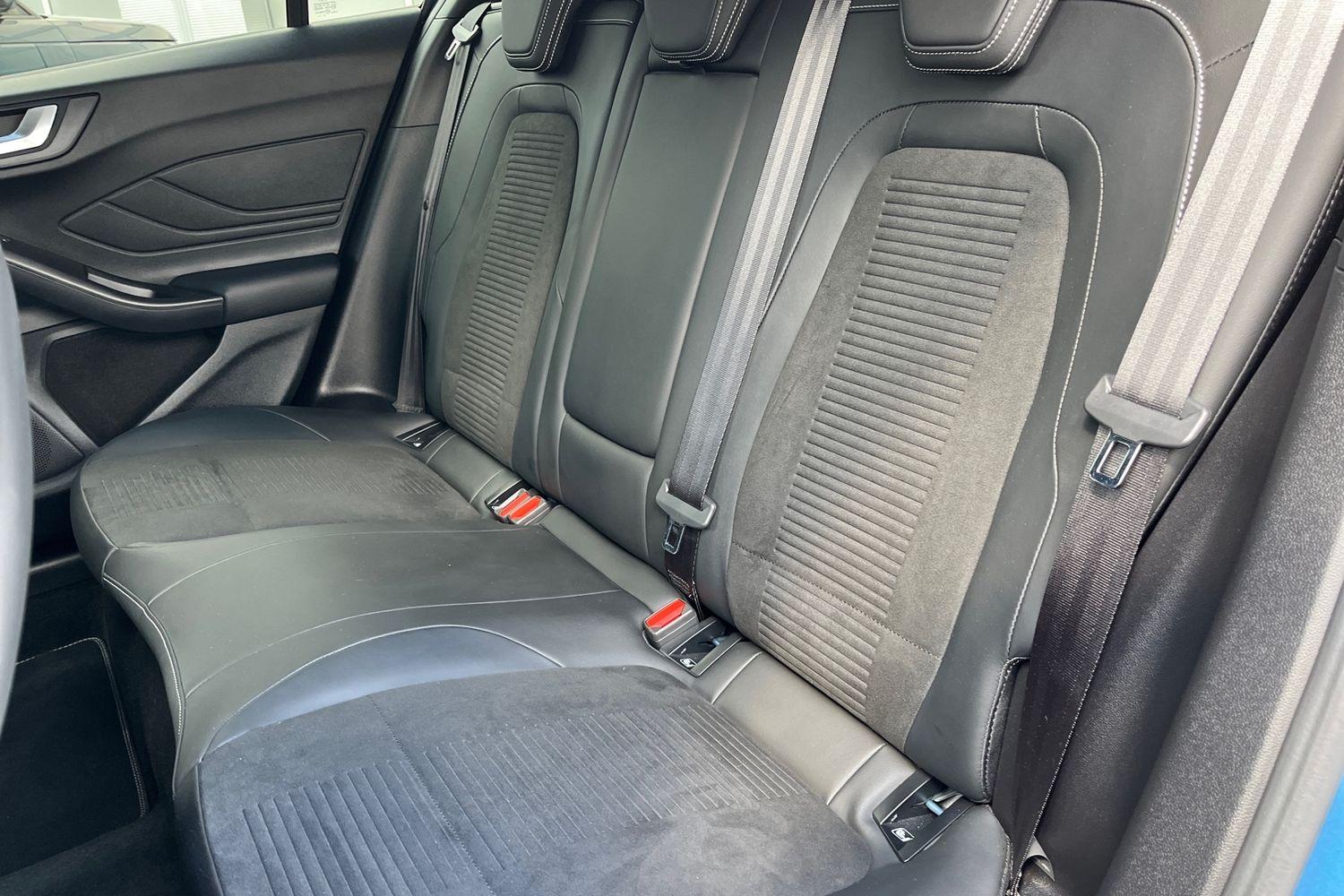 Ford Focus Photo 19