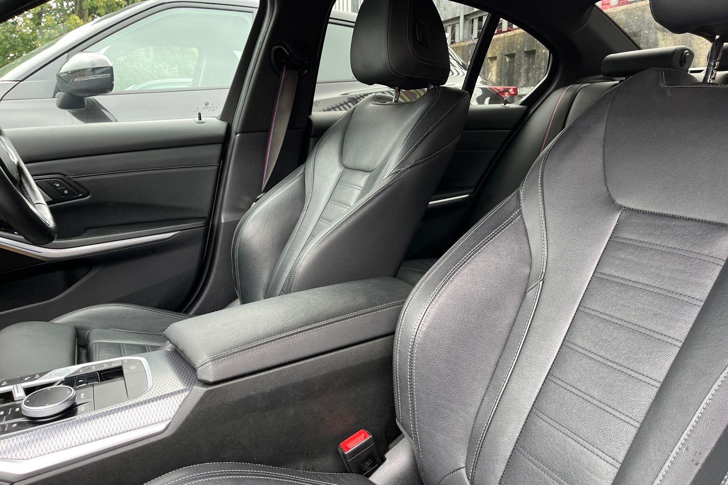 BMW 3 SERIES Photo 18