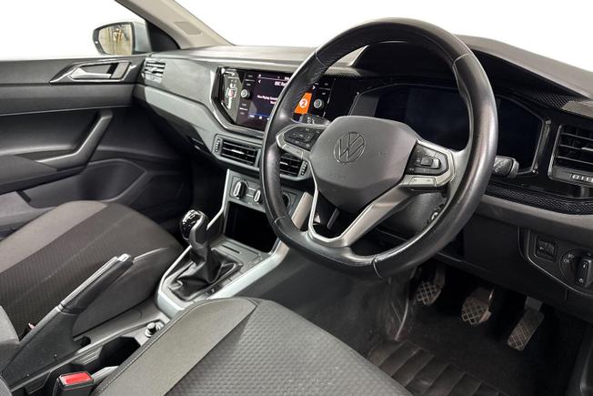 VOLKSWAGEN Polo Photo 6
