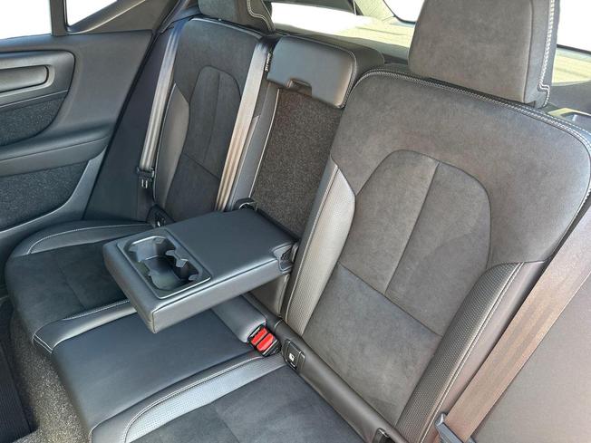 VOLVO Xc40 Photo 9
