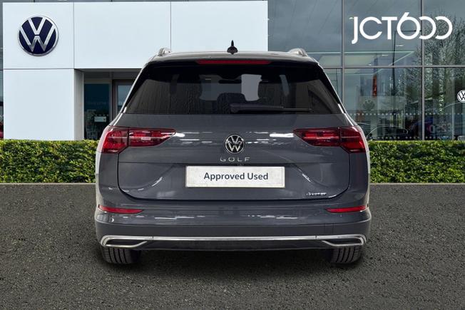 VOLKSWAGEN Golf Photo 7