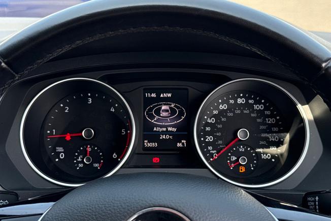 VOLKSWAGEN Tiguan Photo 31