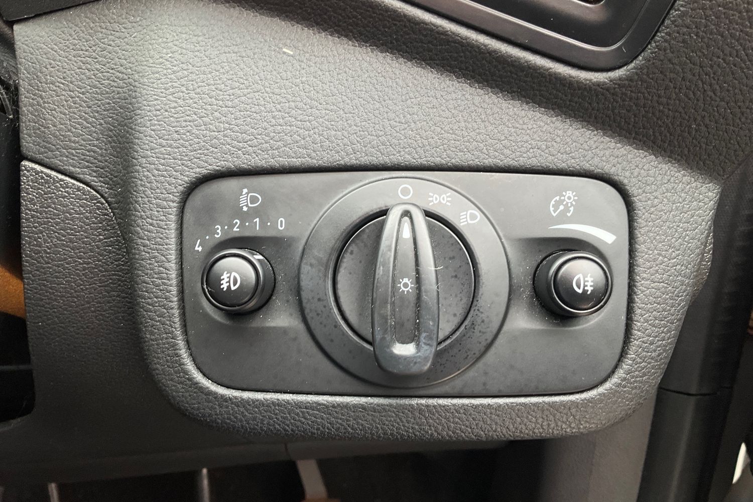 Ford KUGA Photo 32