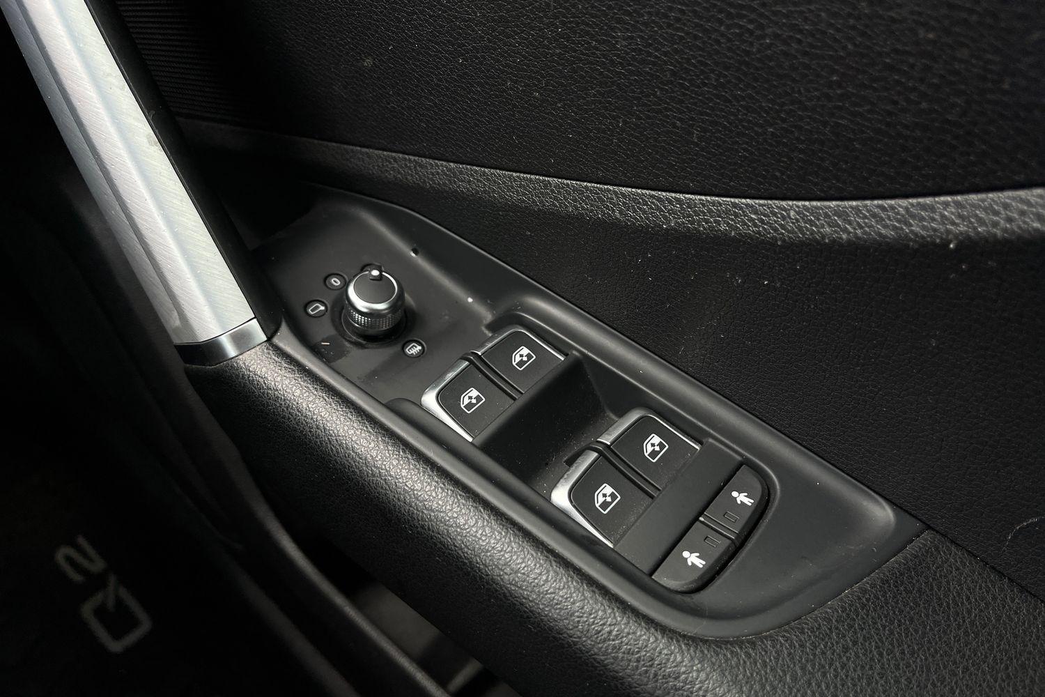 Audi Q2 Photo 15