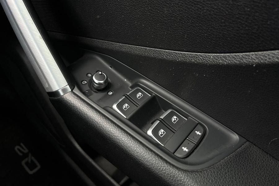 Audi Q2 Photo autoimg-e9b9fbc6c4bc2ff1618f68824d0f5f29f6d69563.jpg
