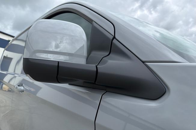 VOLKSWAGEN Transporter Photo 20