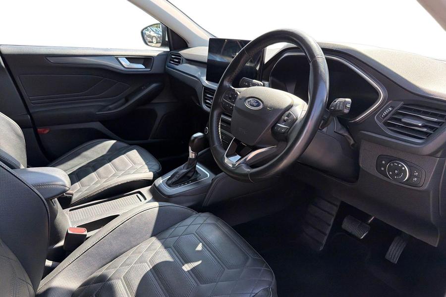 Ford FOCUS Photo autoimg-e9bf2c7b02f215023c207809455bddffb8c43996.jpg