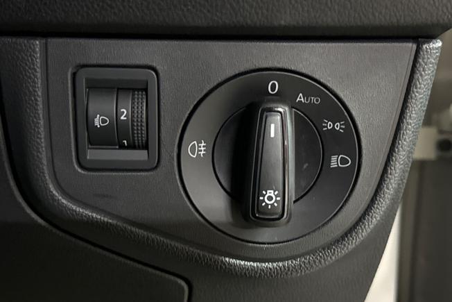 VOLKSWAGEN Polo Photo 24