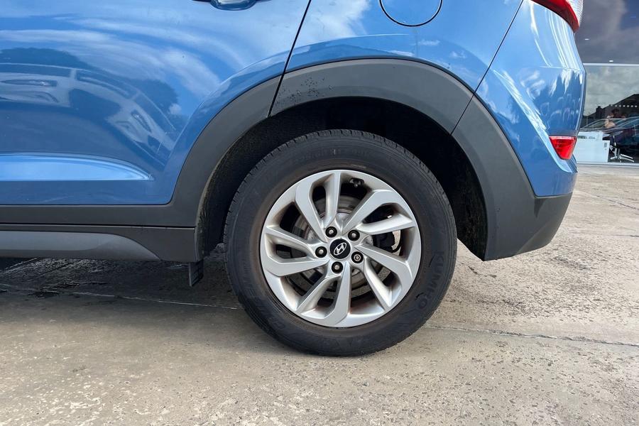 Hyundai TUCSON Photo autoimg-e9c5f8d04188571735c485254166a8bf16d6d626.jpg