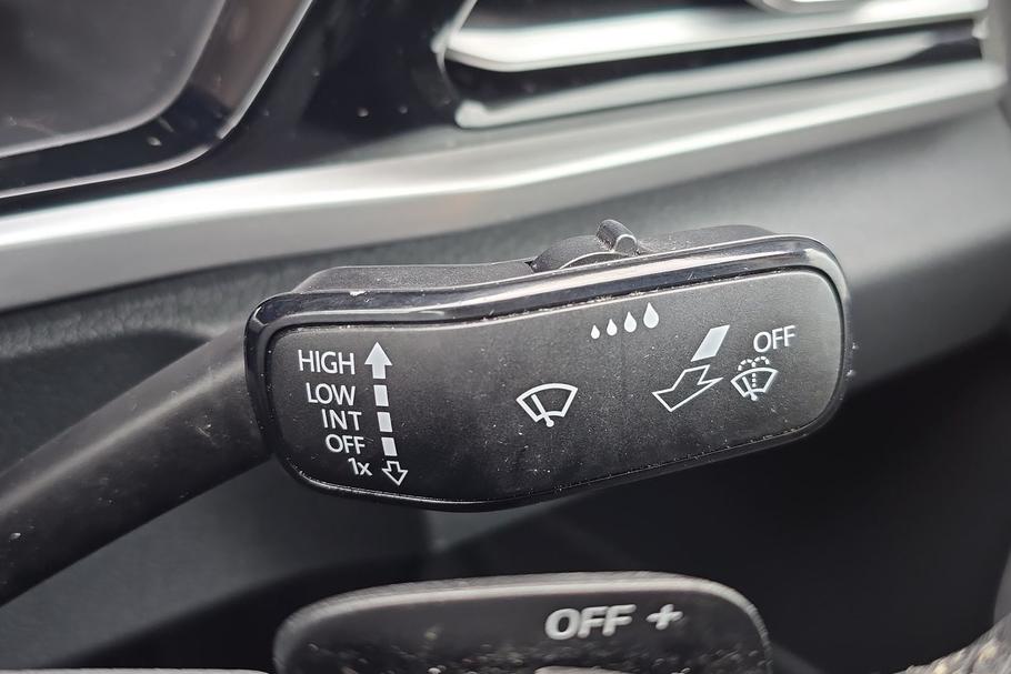 Used Ford TRANSIT CONNECT 30