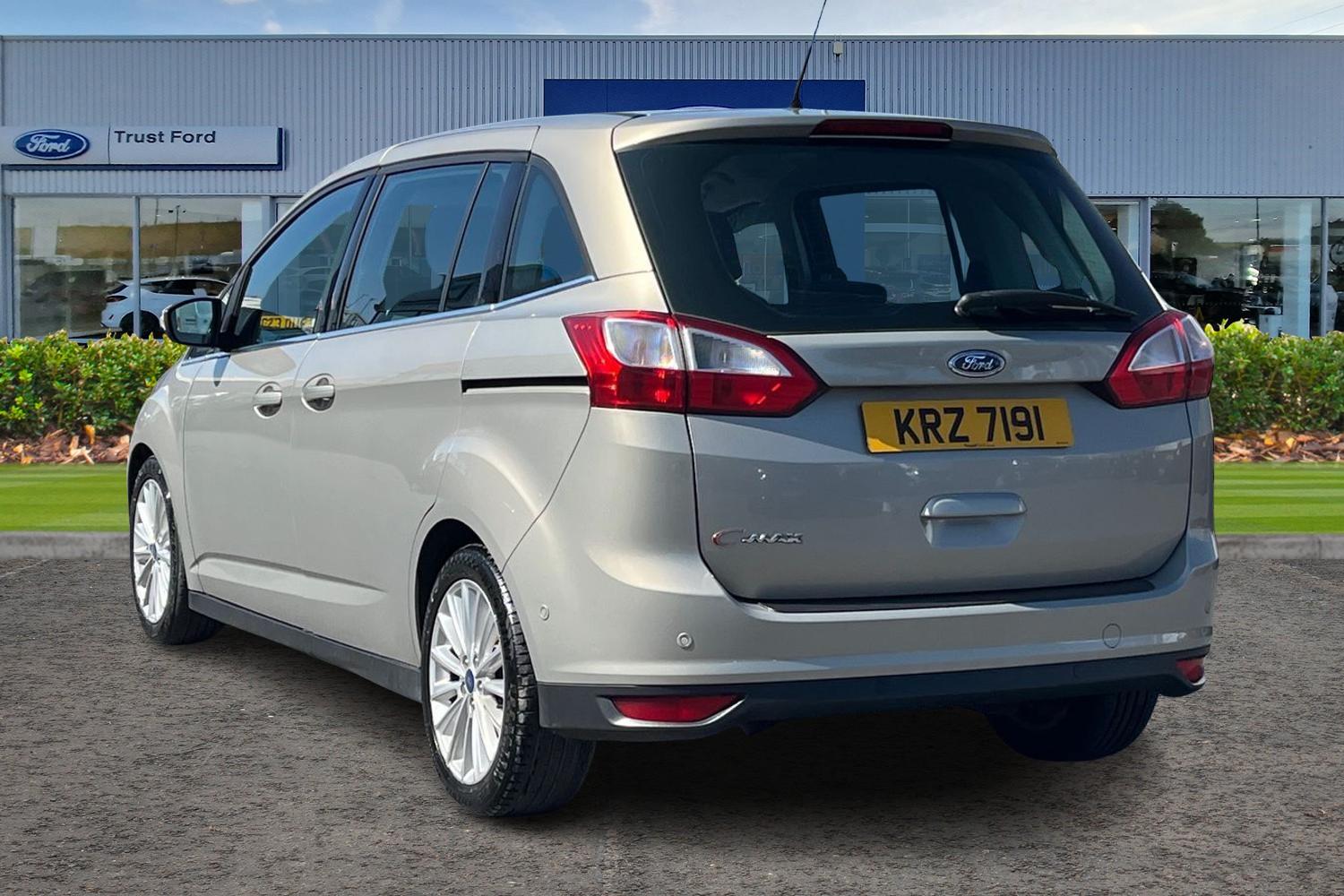 Ford GRAND C-MAX Photo 1