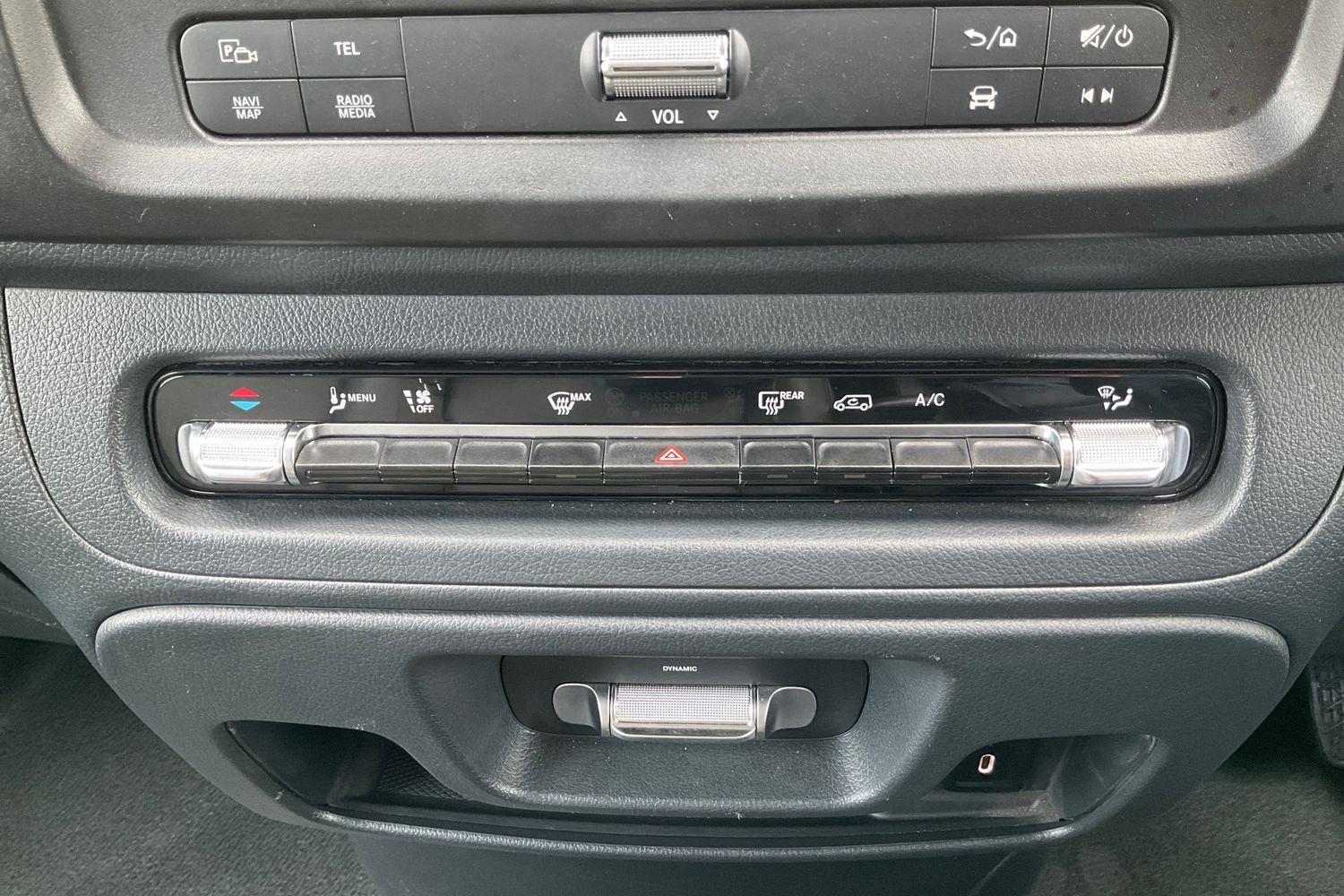 Mercedes-Benz VITO Photo 30