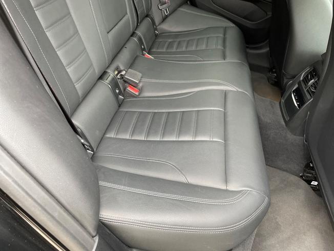 BMW I4 Photo 34