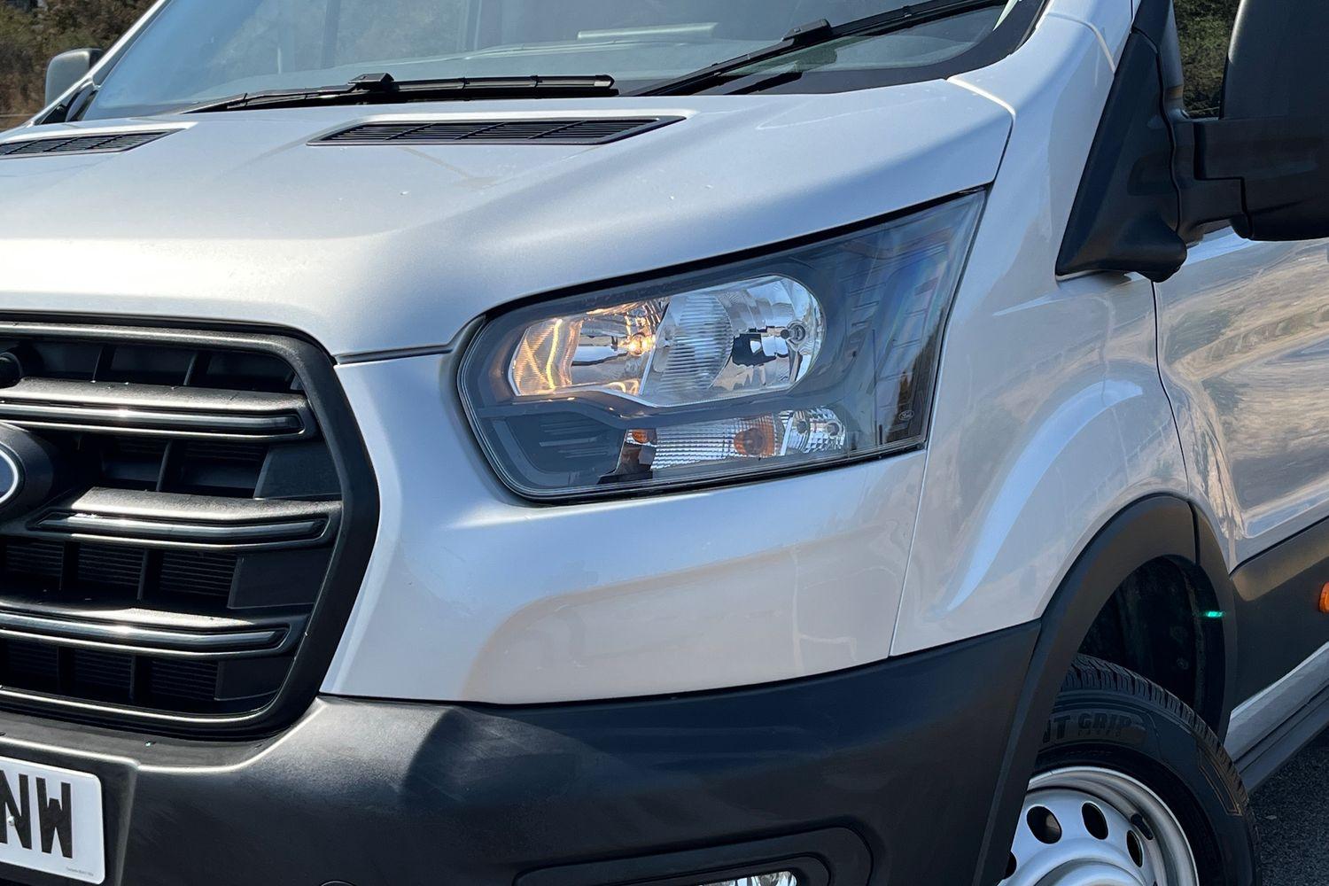 Ford TRANSIT Photo 25