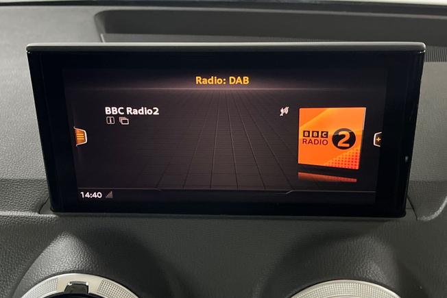 AUDI Q2 Photo 13