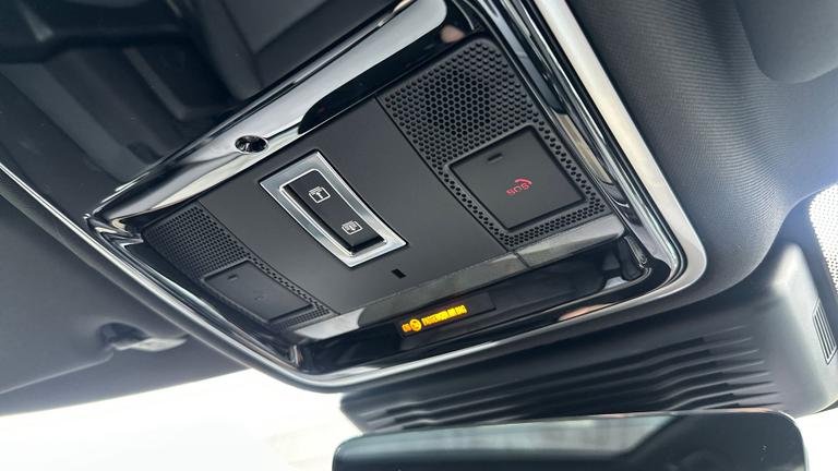 Used Land Rover Range Rover Velar WG74UHL 23