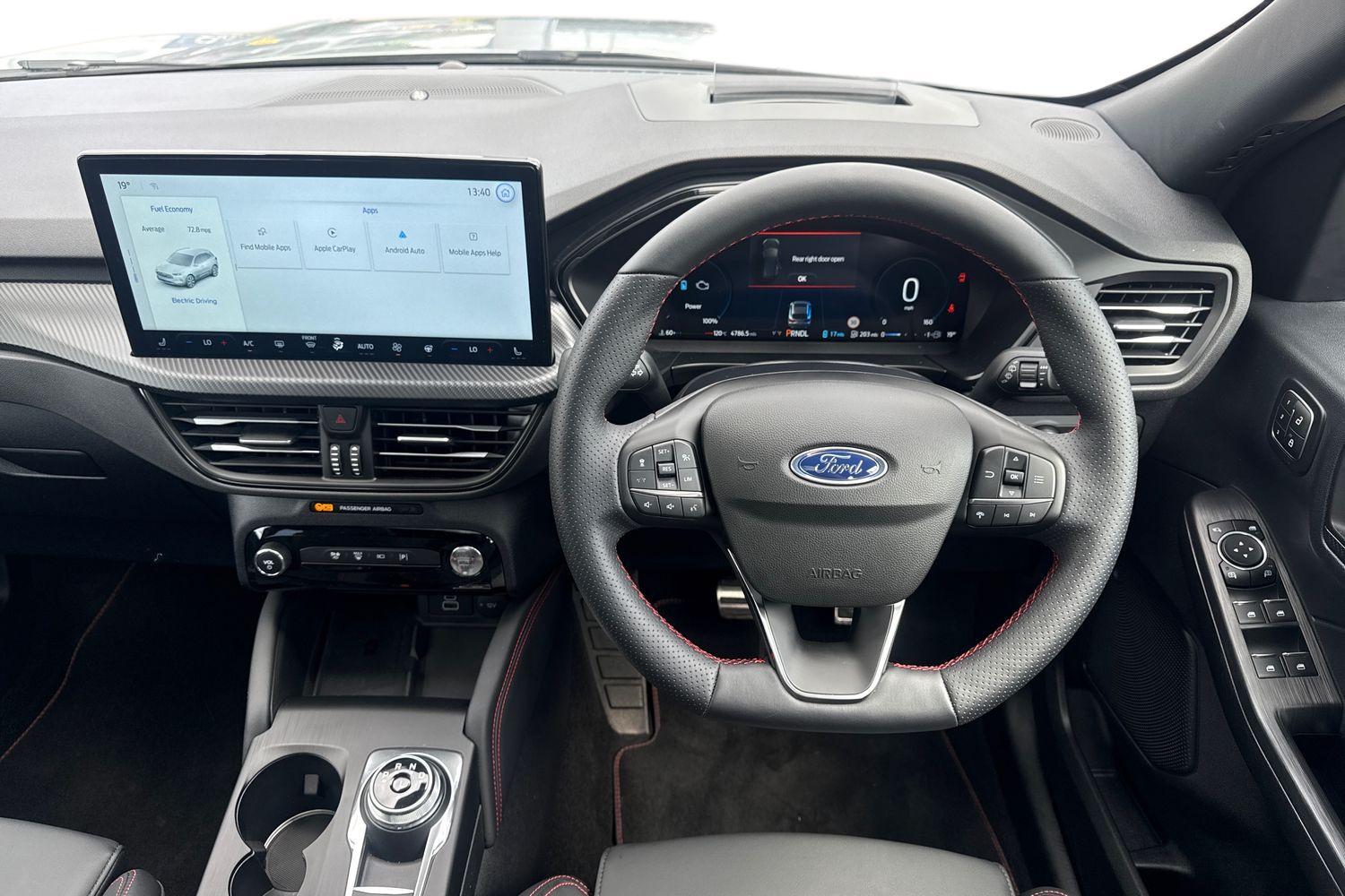 Ford KUGA Photo 10