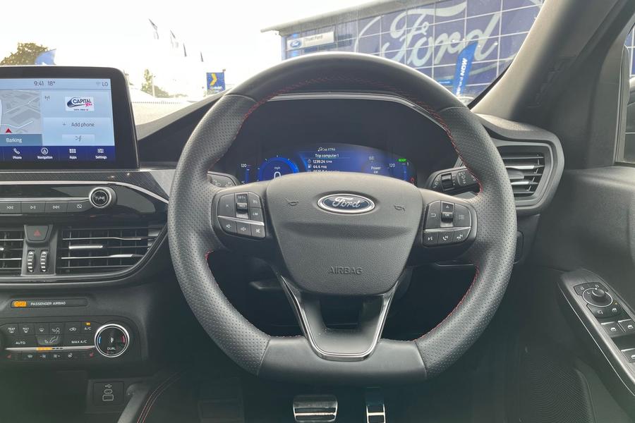 Ford KUGA Photo autoimg-e9de5f1d96d545481fc6d82127e415f414dc8fc8.jpg