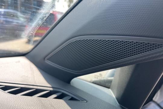 Volkswagen Golf Photo autoimg-e9e0424576c1003121cf6cf9dcaab745d2e2069f.jpg
