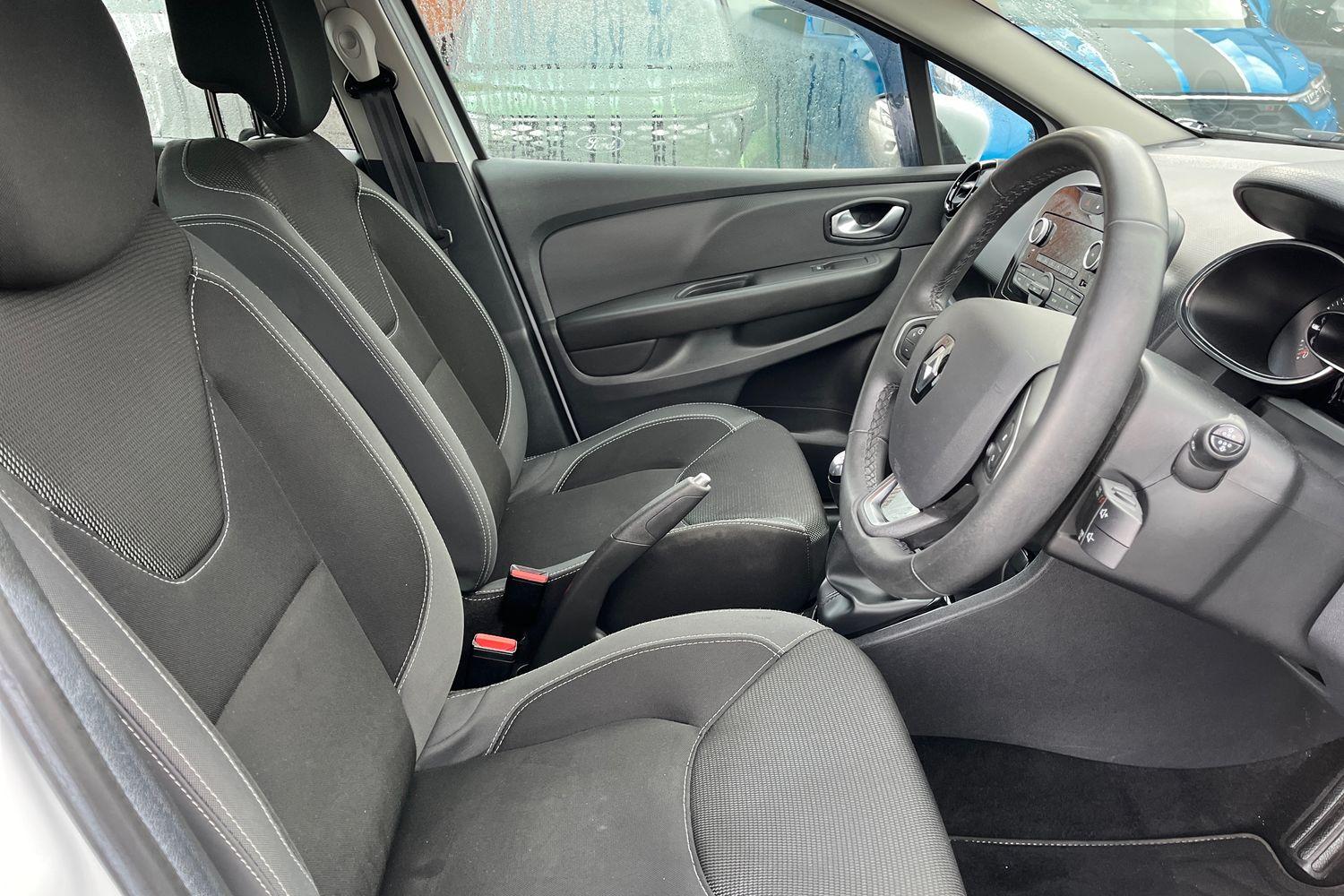 Renault CLIO Photo 16