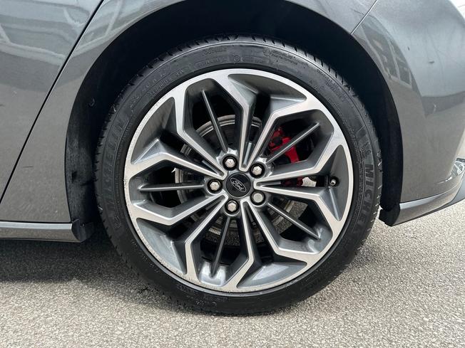 FORD Focus Photo 52
