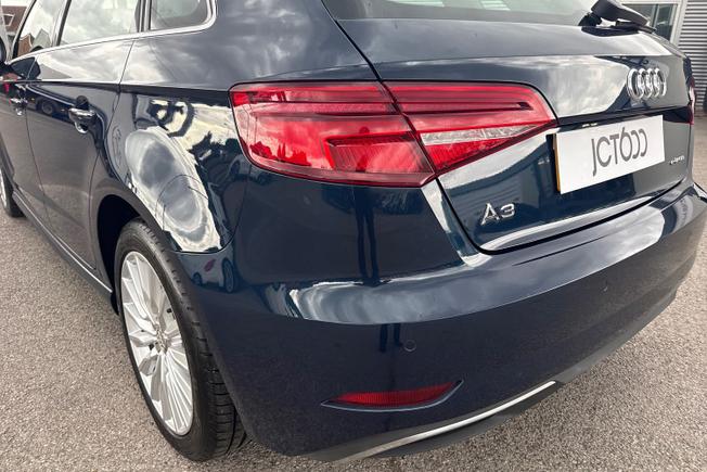 AUDI A3 Photo 28