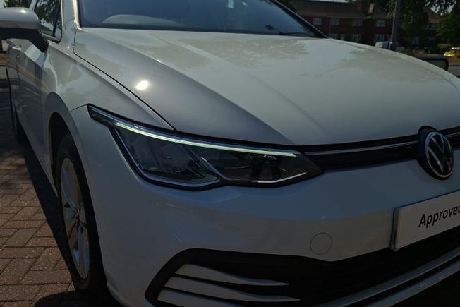 VOLKSWAGEN Golf Photo 19