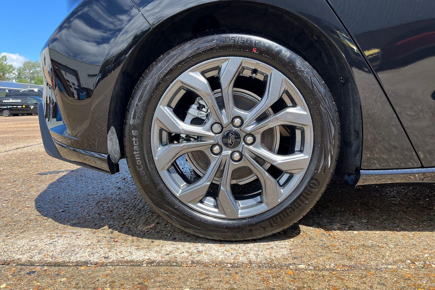 Ford Focus Photo 7