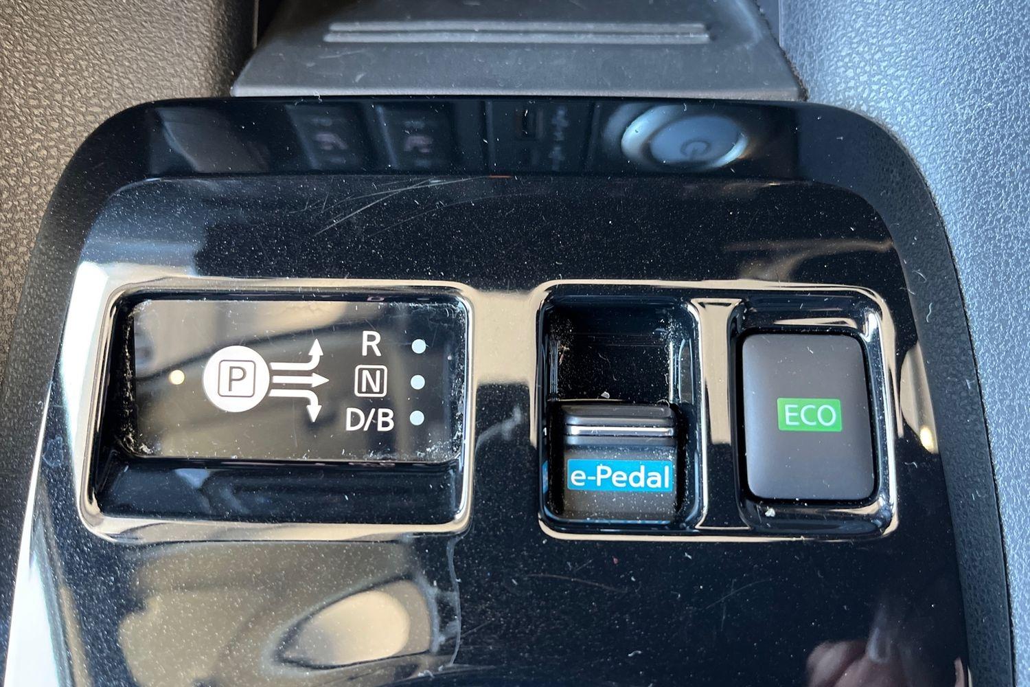 Nissan LEAF Photo 23