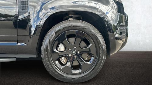 Land Rover Defender Photo autoimg-e9e71717beceb71b4debfde0efe1eb788fea8086.jpg