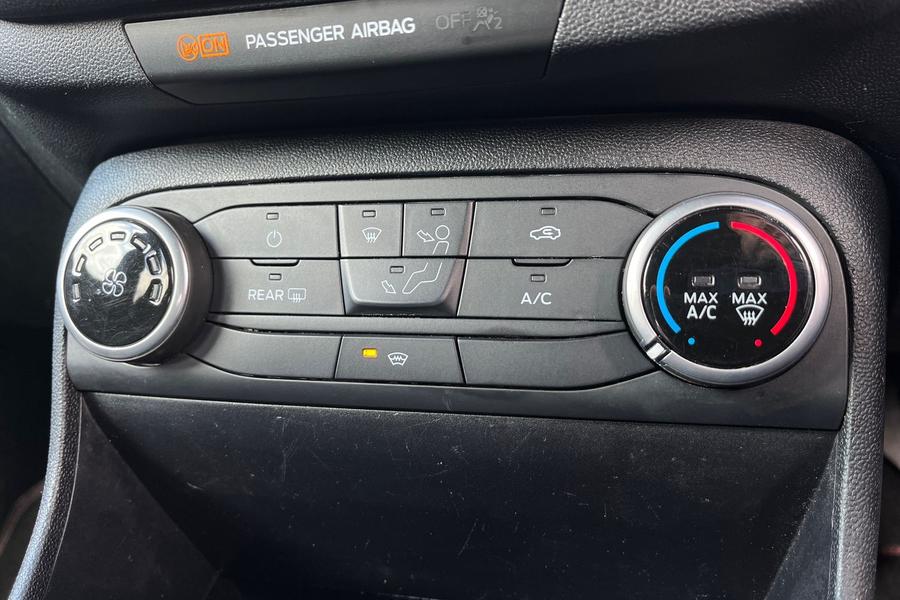 Ford Fiesta Photo autoimg-e9e91220af4807f0b2e00cfb0735f68b97ed709b.jpg