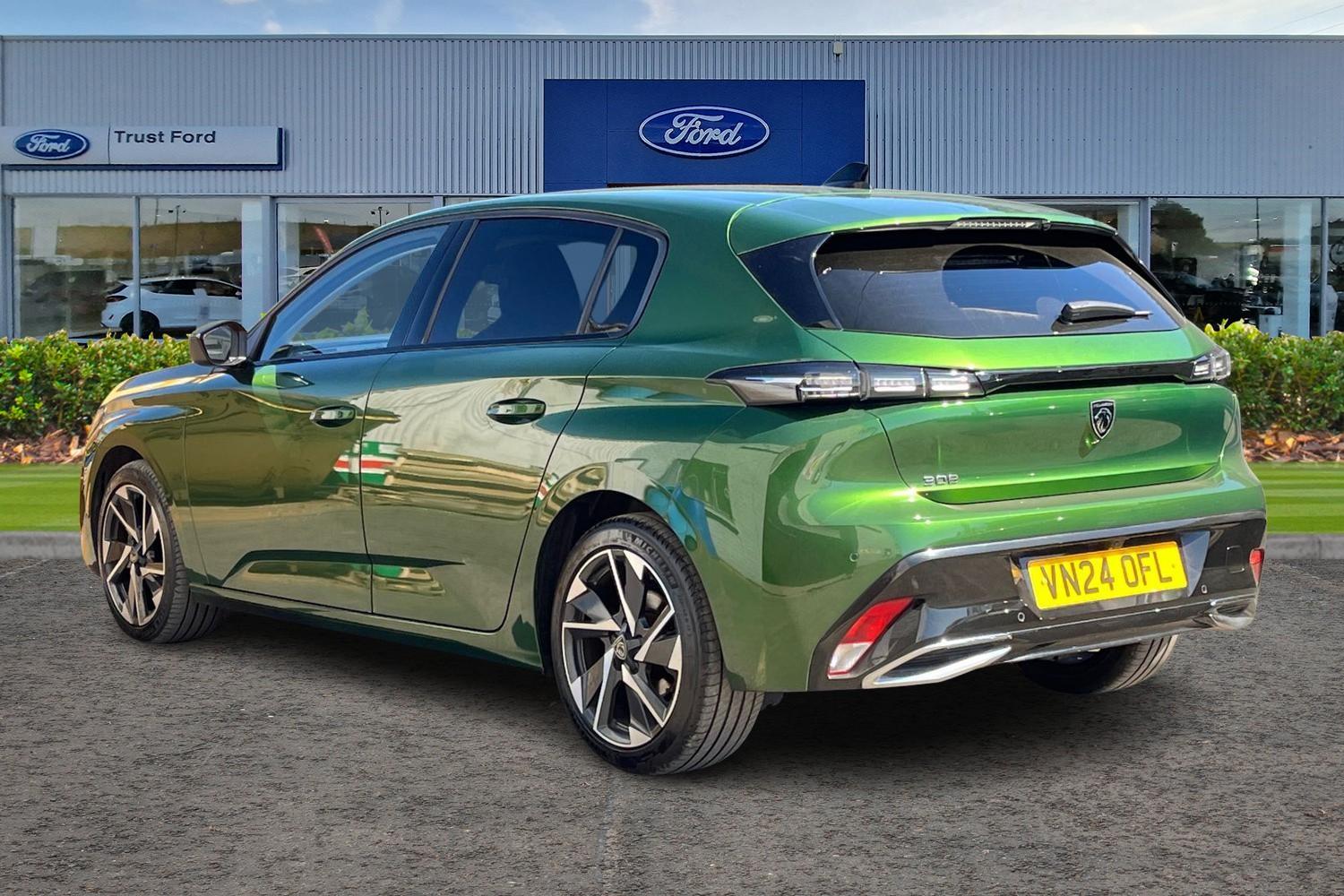 Peugeot 308 Photo 1