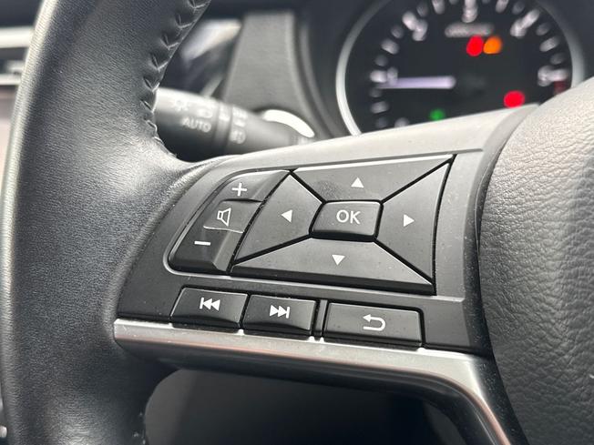 NISSAN Qashqai Photo 16