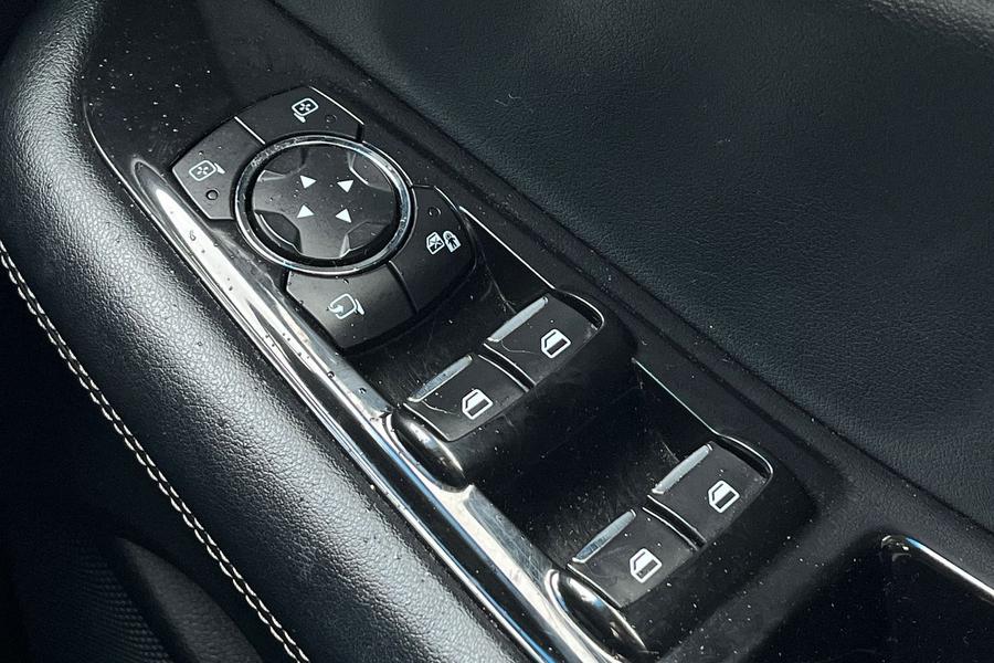 Ford Edge Photo autoimg-e9f5eaac1251e0f2e002d3517a7ec0ff1c11b027.jpg