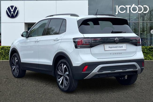VOLKSWAGEN T-Cross Photo 3