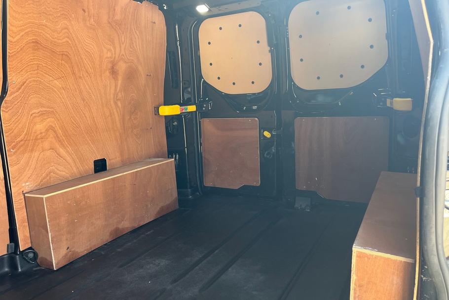 Used Ford TRANSIT CUSTOM LB22MXH 4