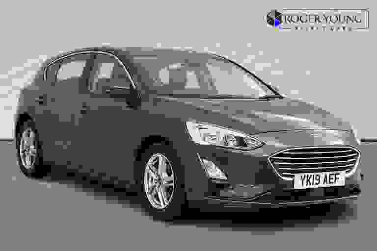 Used 2019 Ford FOCUS ZETEC GREY at Roger Young