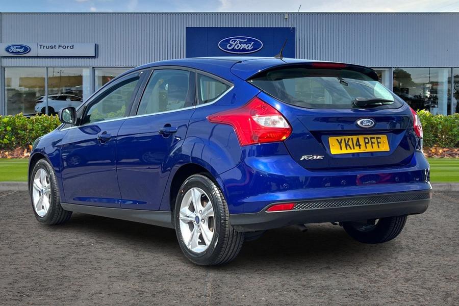 Ford FOCUS Photo autoimg-e9fe88ba0a72b0250442795e84224d288c1c9400.jpg