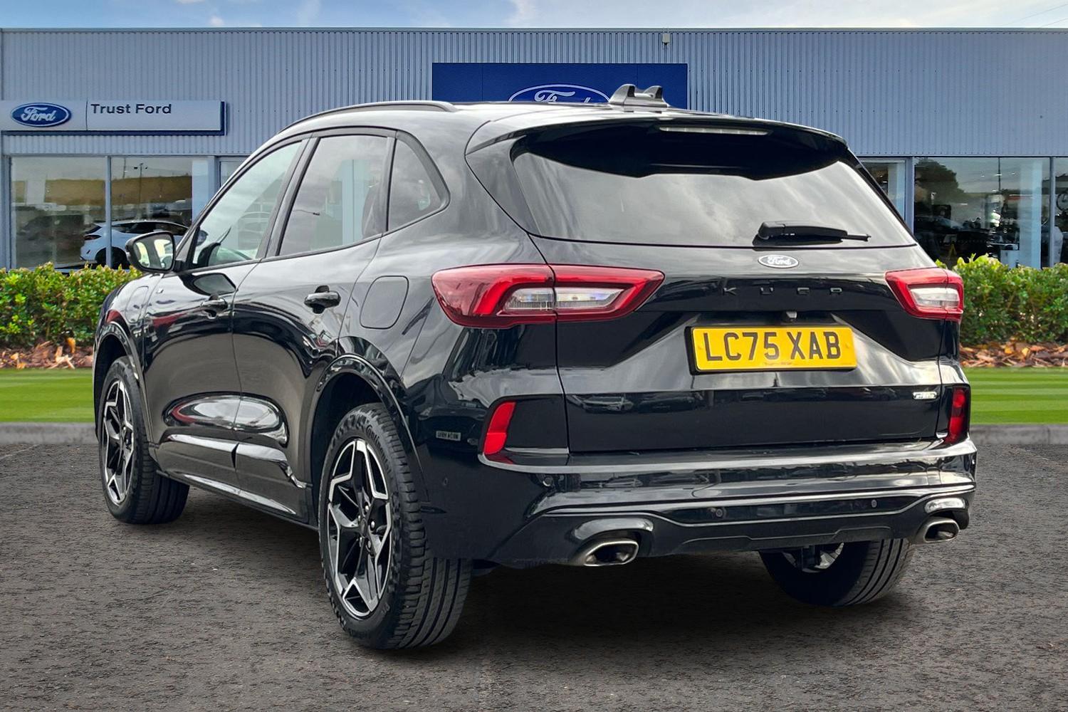 Ford KUGA Photo 1