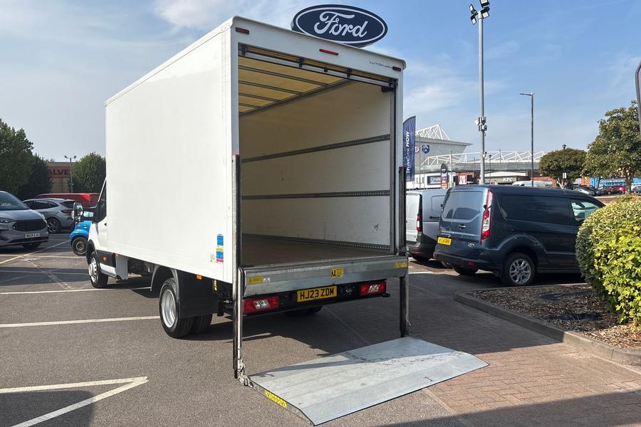 Ford TRANSIT Photo autoimg-ea027983f138b705cf9ce06c466259d342b0bf27.jpg