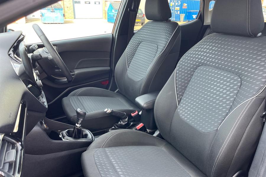 Ford Fiesta Photo autoimg-ea0808ea8e47855308455e94af4dafe450c5c900.jpg